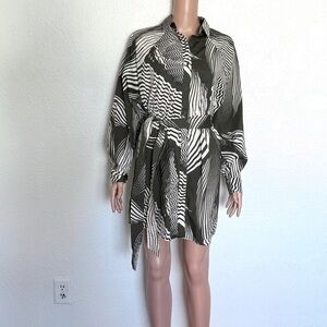 Express Portofino Green Cream Stripe Tropical Shirt Dress Size M Resort Vacation